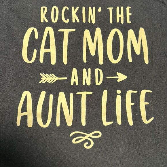“ROCKIN’ the CAT MOM and AUNT LIFE” cat lady t-shirt L - Picture 2 of 9